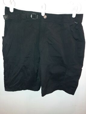 Sperry Men's Venture Black Cargo Shorts with Built-In Belt Size 34 NWOT